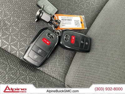 2025 Toyota 4Runner SR5