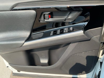 2025 Toyota bZ4X XLE