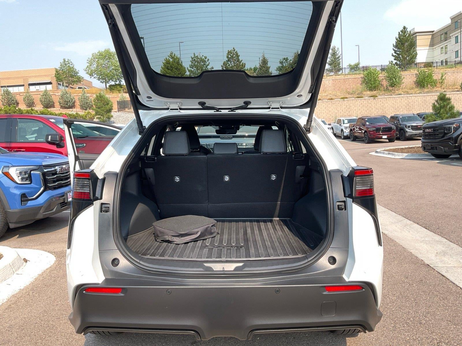 2025 Toyota bZ4X XLE