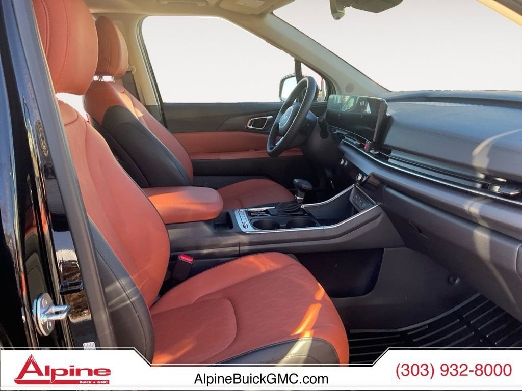 2025 Kia Carnival MPV SX