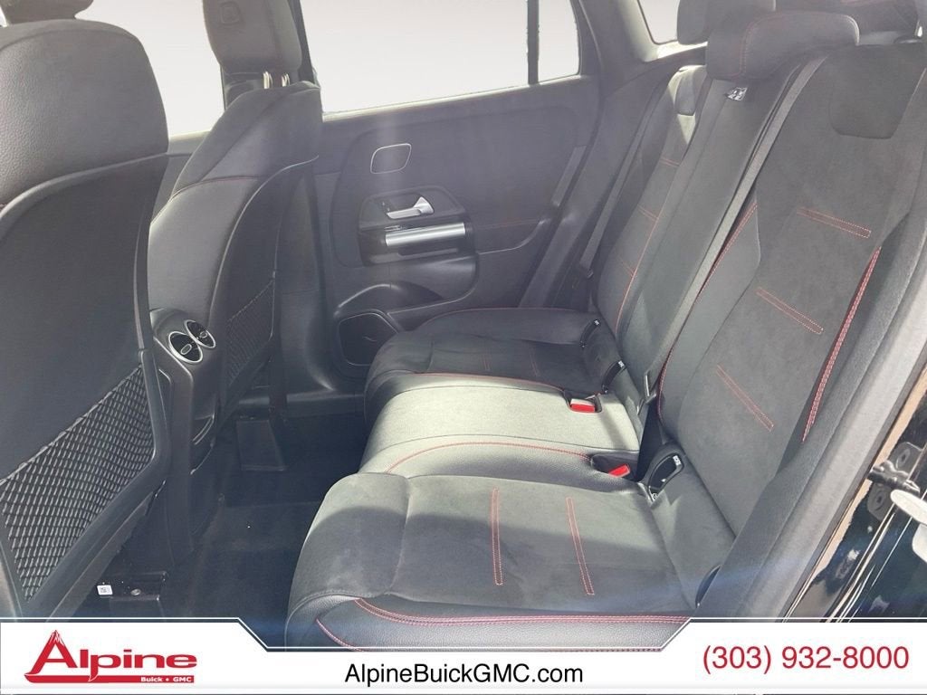 2025 Mercedes-Benz GLA 250 4MATIC®