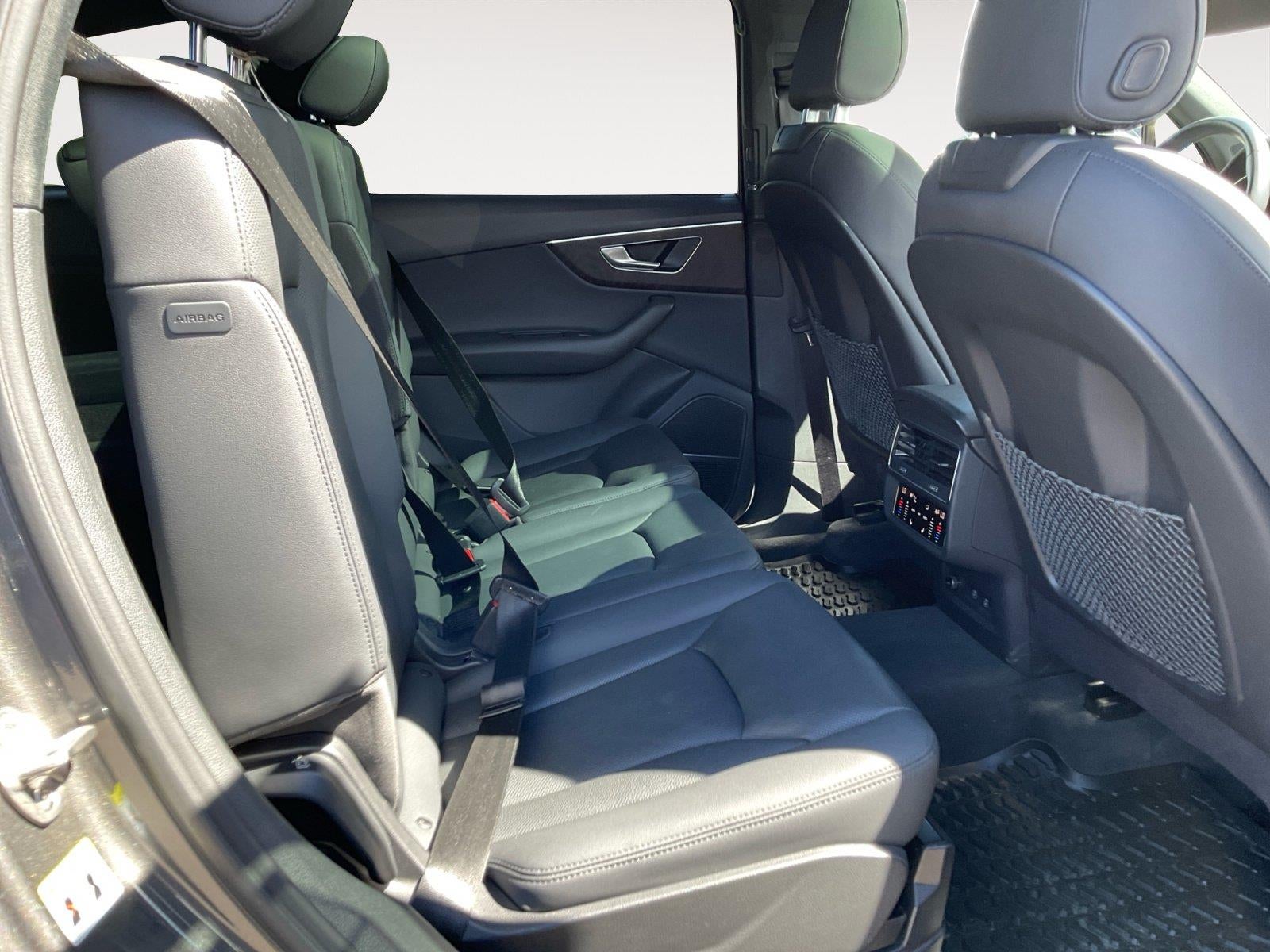 2022 Audi Q7 Premium Plus 45 TFSI quattro Tiptronic