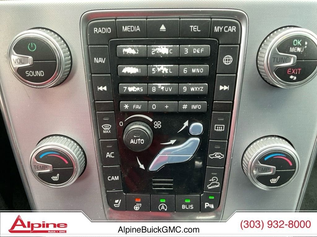 2018 Volvo V60 Cross Country T5