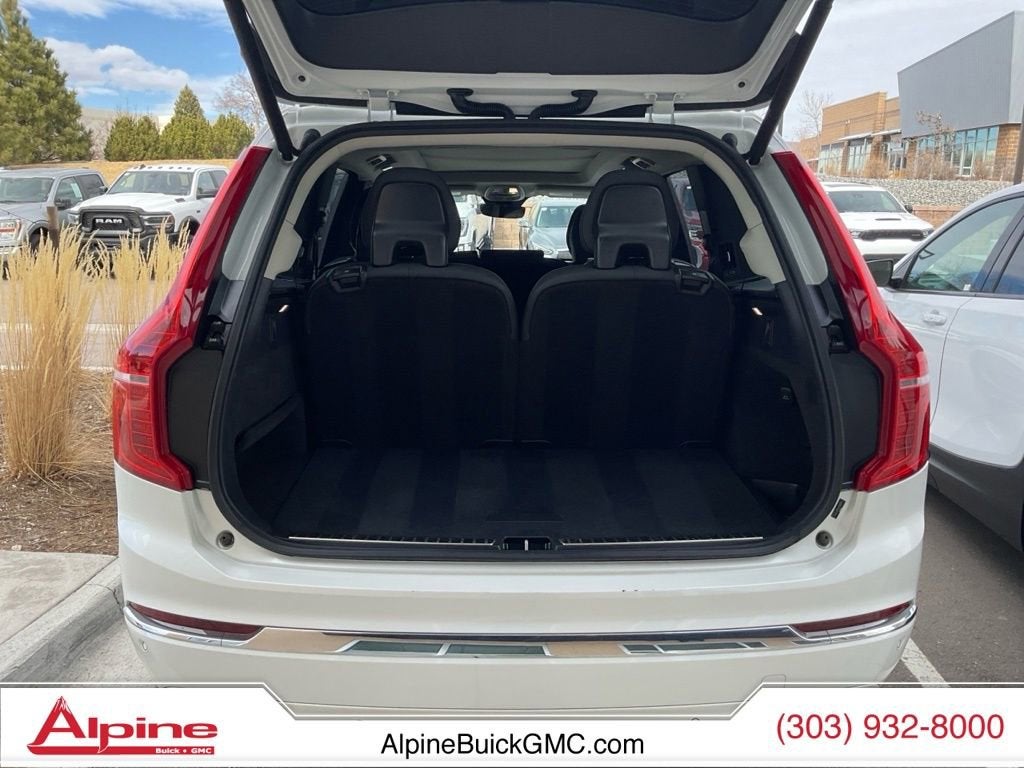 2024 Volvo XC90 B5 Plus Bright Theme