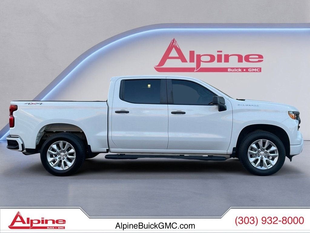 2022 Chevrolet Silverado 1500 Custom