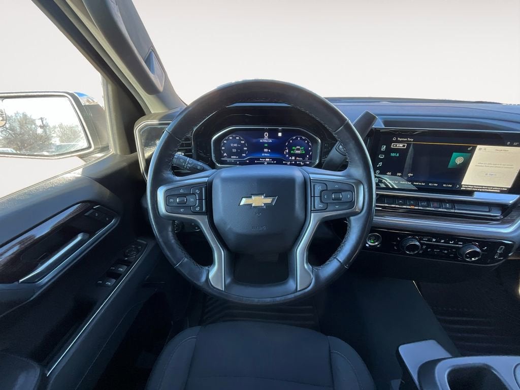 2022 Chevrolet Silverado 1500 LT (2FL)