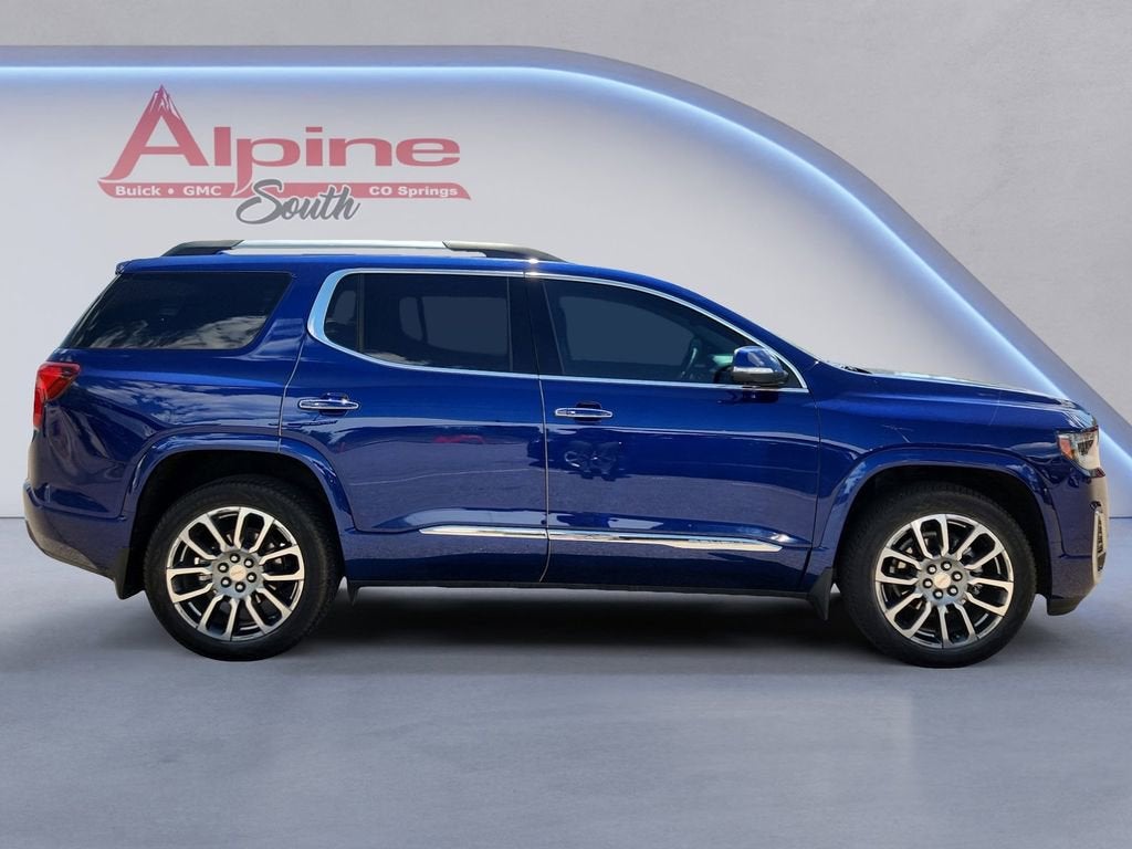2023 GMC Acadia Denali