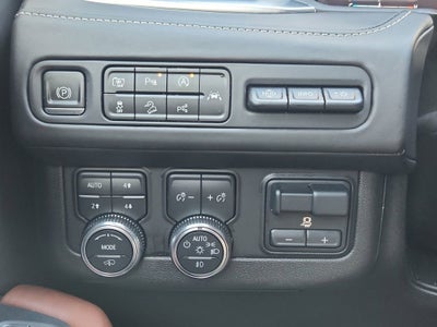 2023 GMC Yukon XL Denali Ultimate