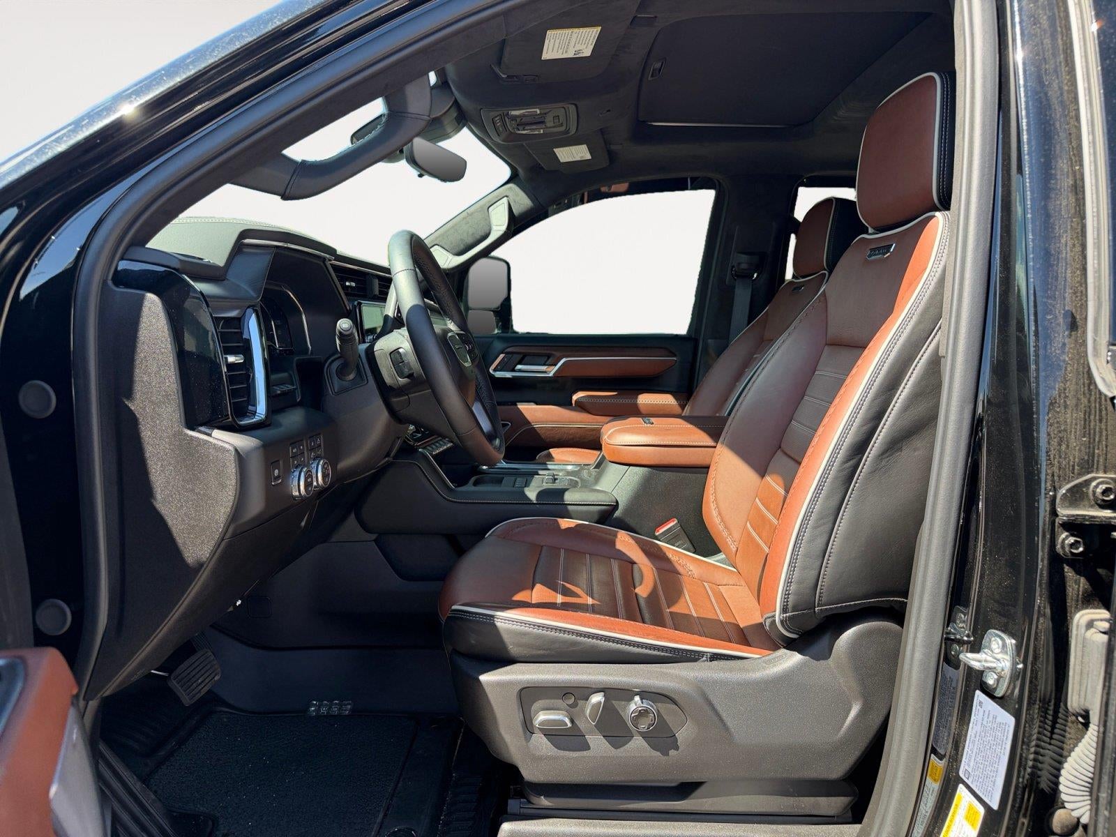 2025 GMC Sierra 3500 HD Denali Ultimate