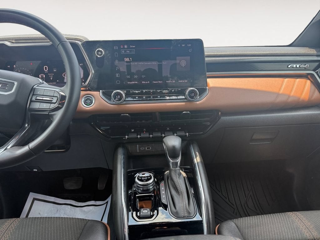 2024 GMC Canyon AT4