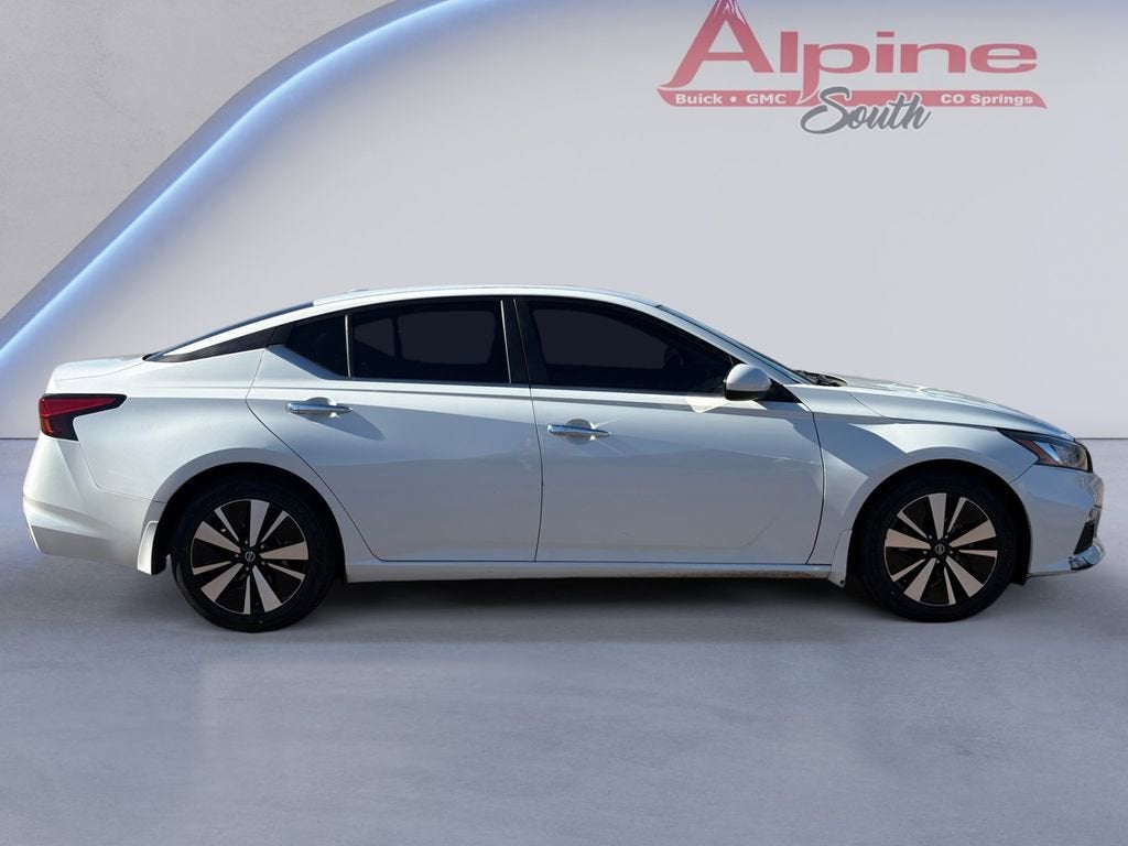 2022 Nissan Altima 2.5 SV