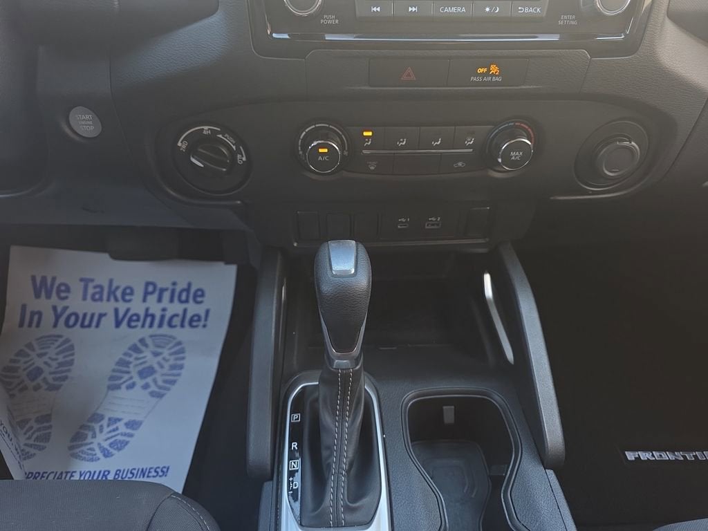 2022 Nissan Frontier SV