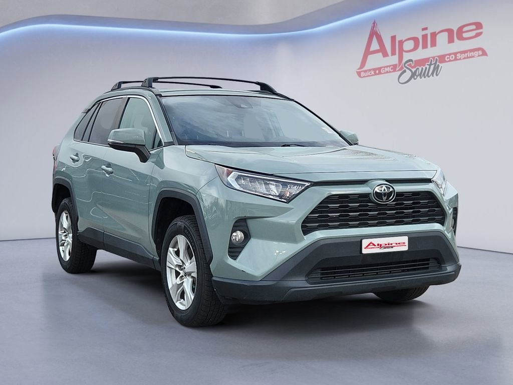 2020 Toyota RAV4 XLE