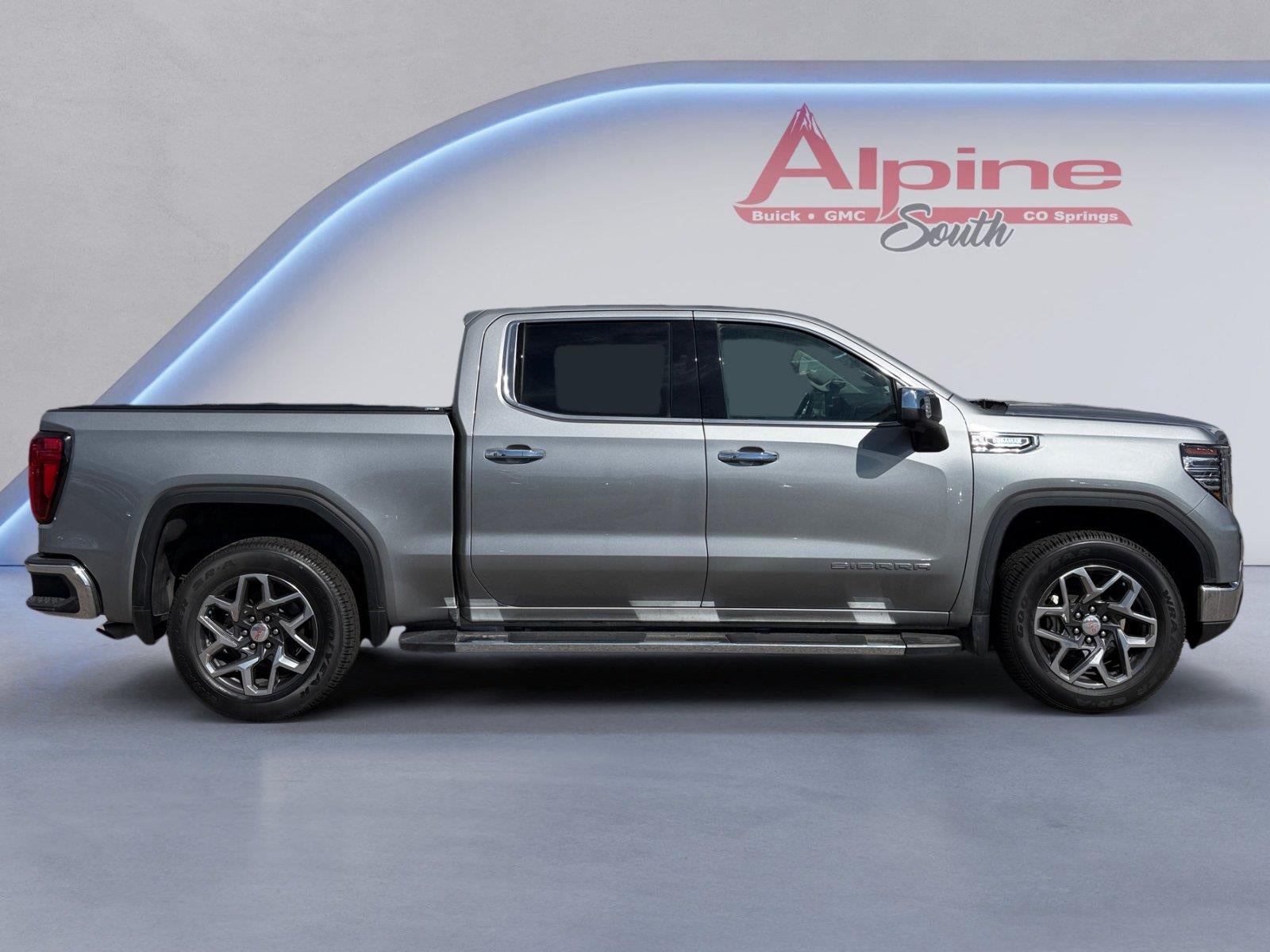 2024 GMC Sierra 1500 SLT