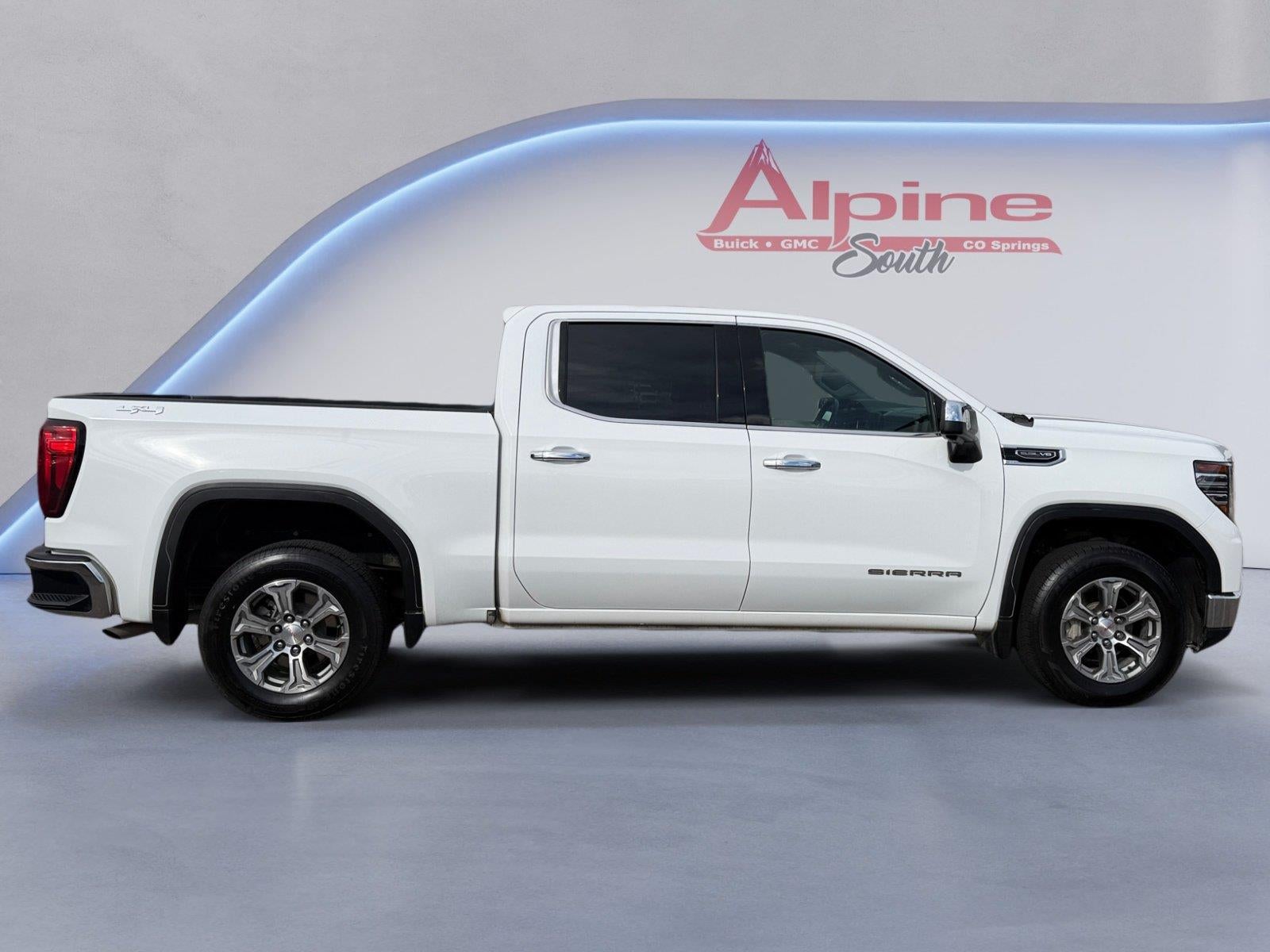 2025 GMC Sierra 1500 SLT