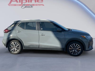 2021 Nissan Kicks SV