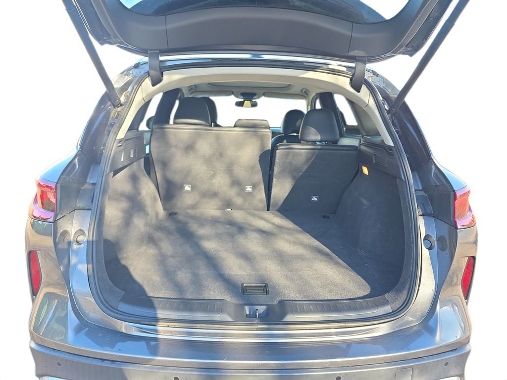 2022 INFINITI QX50 LUXE