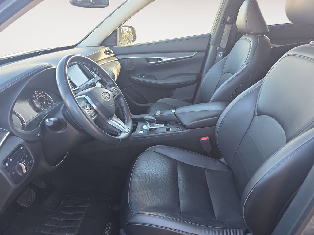 2022 INFINITI QX50 LUXE