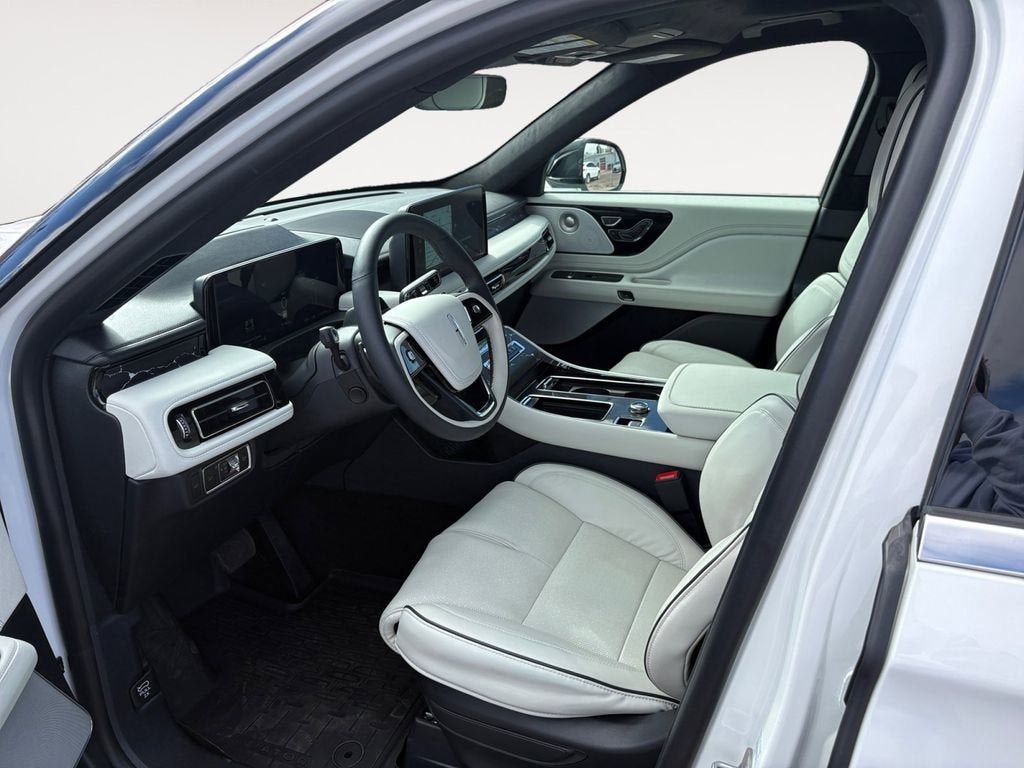 2025 Lincoln Aviator Black Label