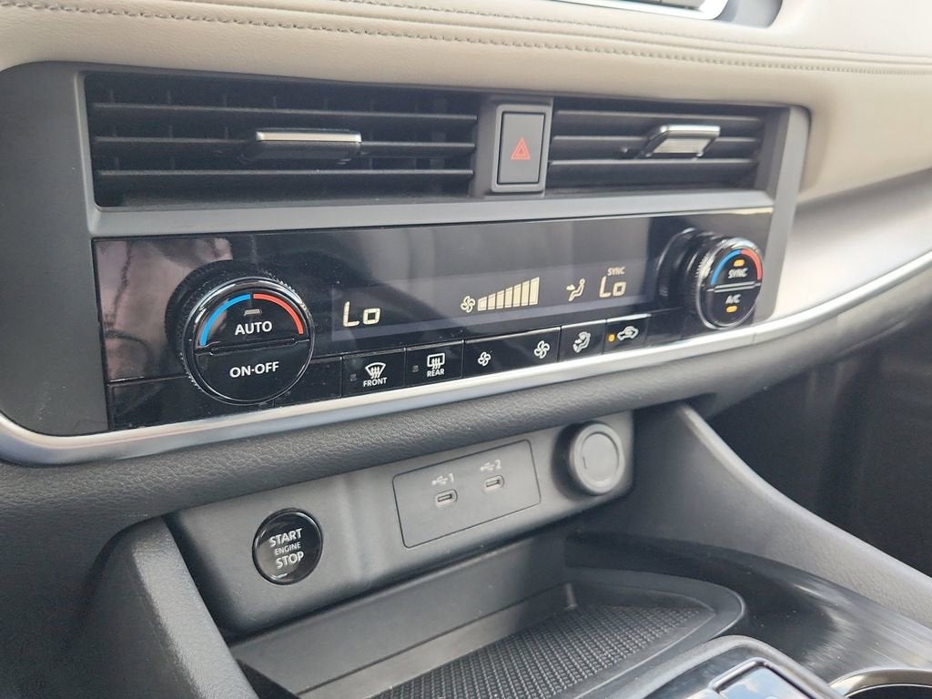 2025 Nissan Rogue SV
