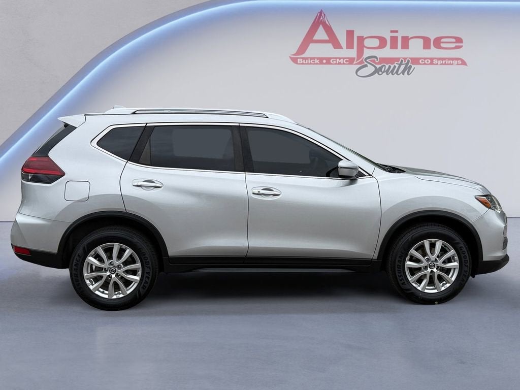 2020 Nissan Rogue SV