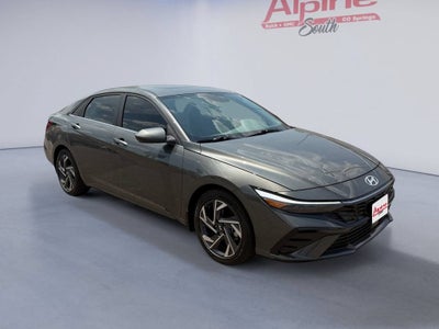 2024 Hyundai Elantra SEL