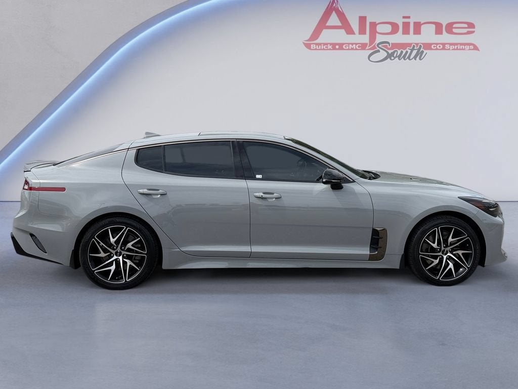 2022 Kia Stinger GT-Line