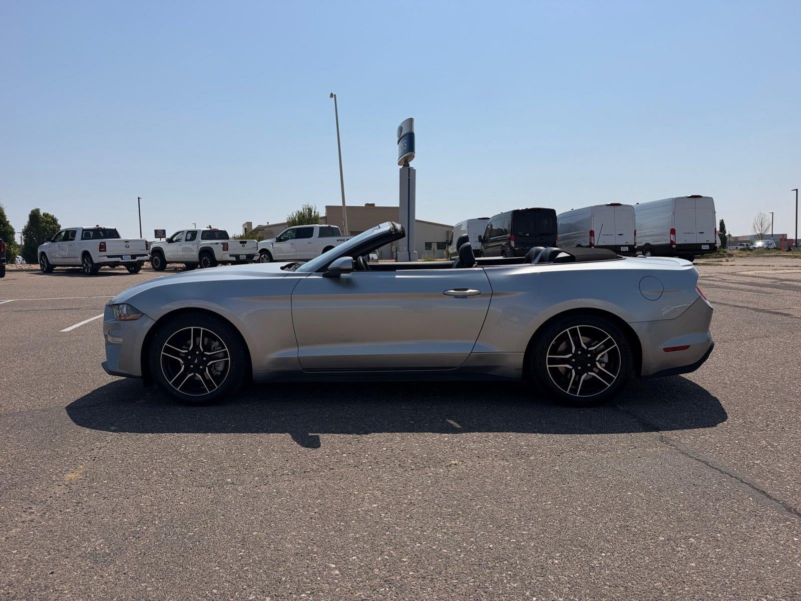 2022 Ford Mustang EcoBoost Premium