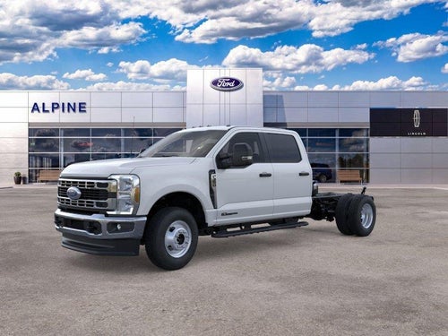 2026 Ford Super Duty F-350 Drw XL 4WD Crew Cab 179" WB 60" CA