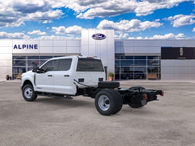 2026 Ford Super Duty F-350 Drw XL 4WD Crew Cab 179" WB 60" CA