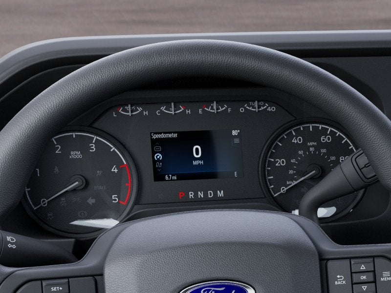 2027 Ford Super Duty F-350 XLT