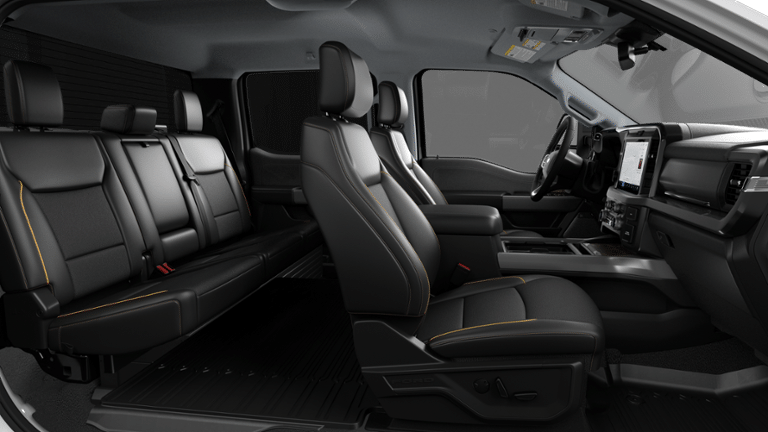 2027 Ford Super Duty F-350 DRW LARIAT
