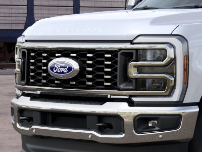 2027 Ford Super Duty F-350 DRW LARIAT