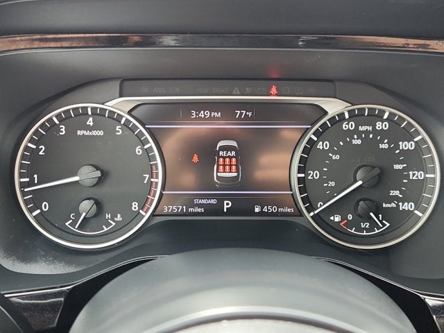 2025 Nissan Pathfinder SV