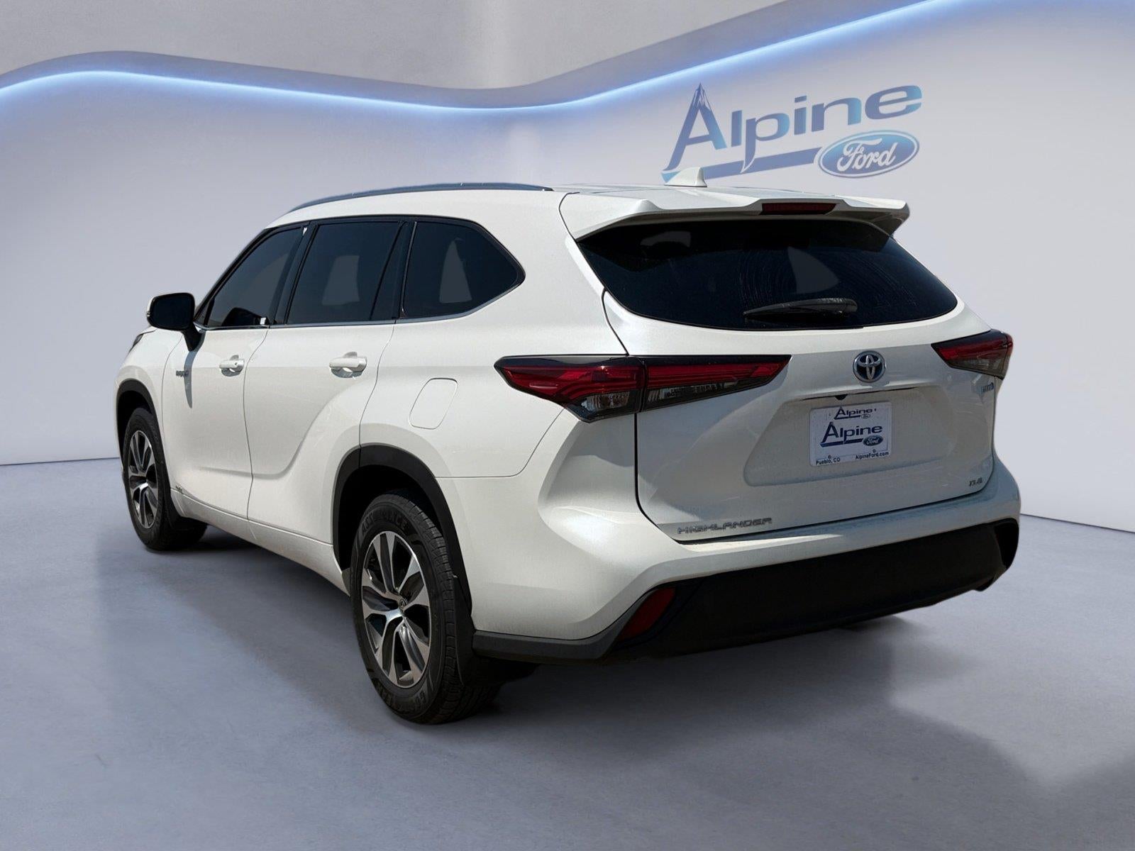 2021 Toyota Highlander Hybrid XLE