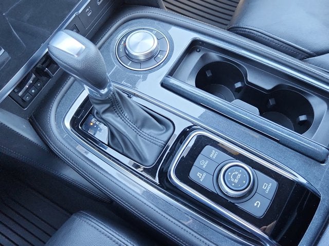 2022 Nissan Armada SL