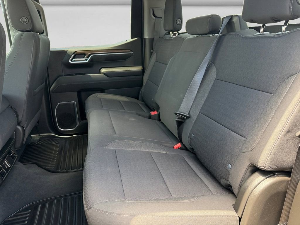 2022 Chevrolet Silverado 1500 LT (2FL)