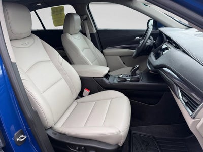 2023 Cadillac XT4 Luxury