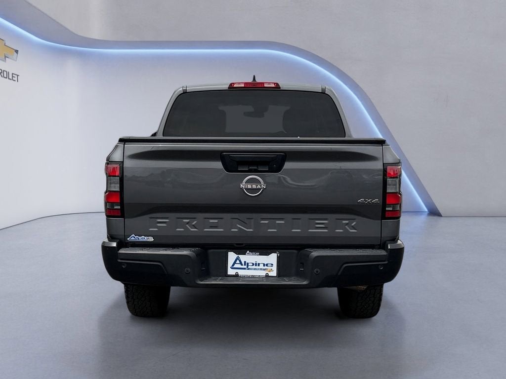 2022 Nissan Frontier S