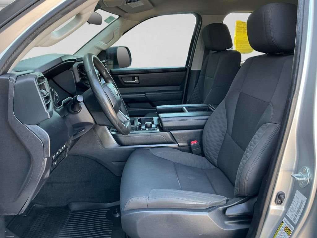 2024 Toyota Tundra 4WD SR5